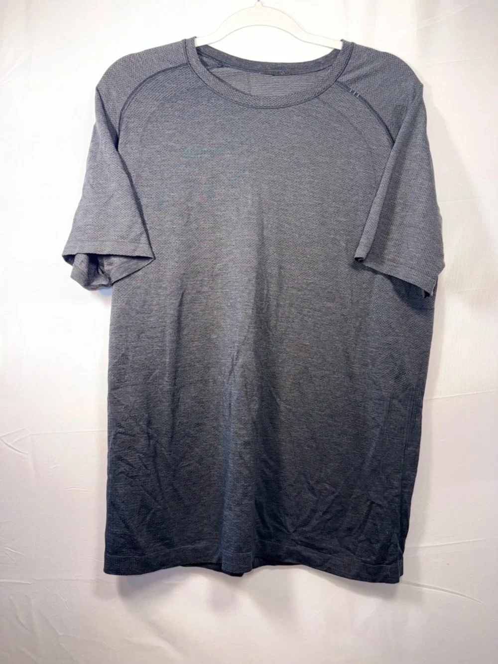 Lululemon Women Short Sleeve Performance Swiftly Short Sleeve T-Shirt Size 8 /M
